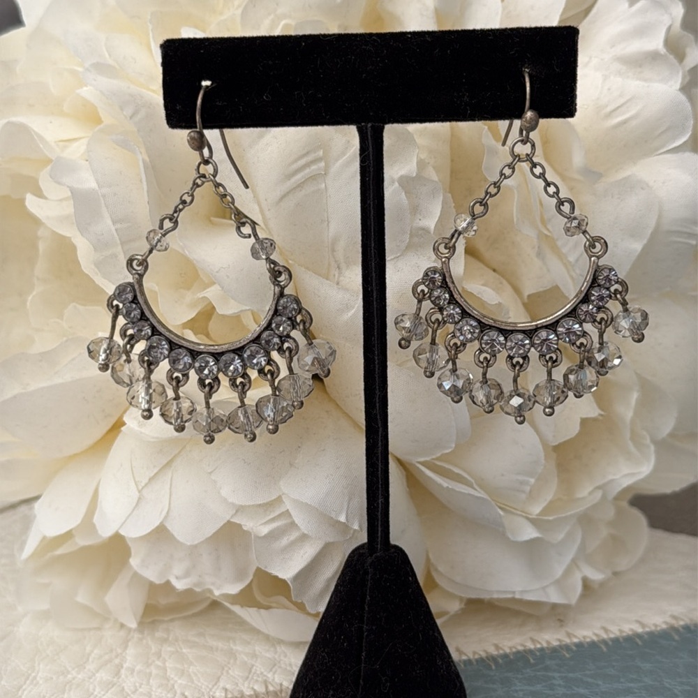 Elegant Purple/Grey Silver Dangle Earrings